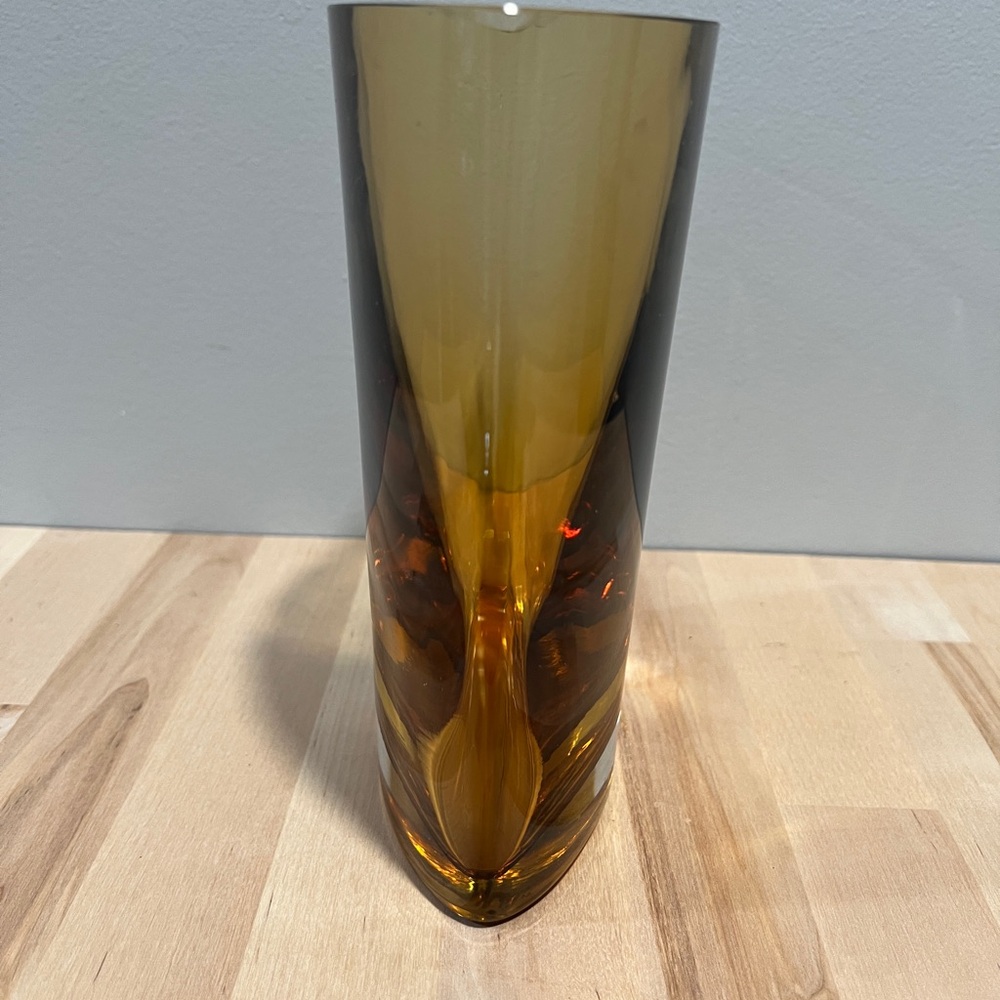 Amber Glass Vase - Picture 3 of 5